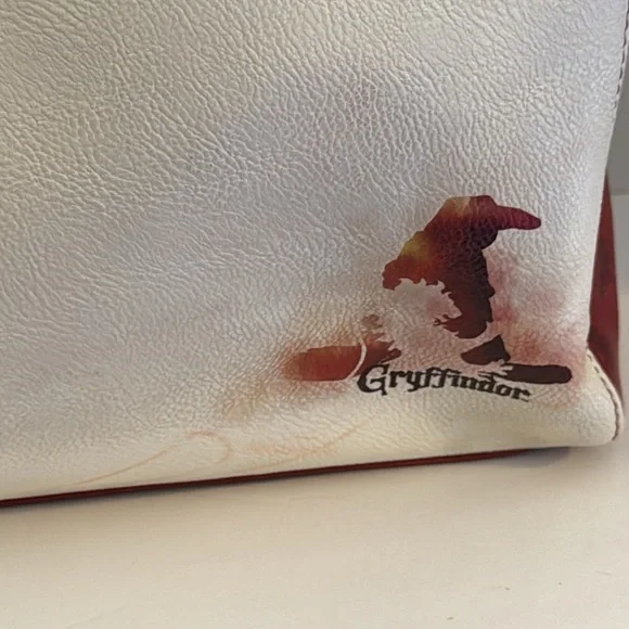 Harry Potter Gryffindor purse red and white - Picture 4 of 5
